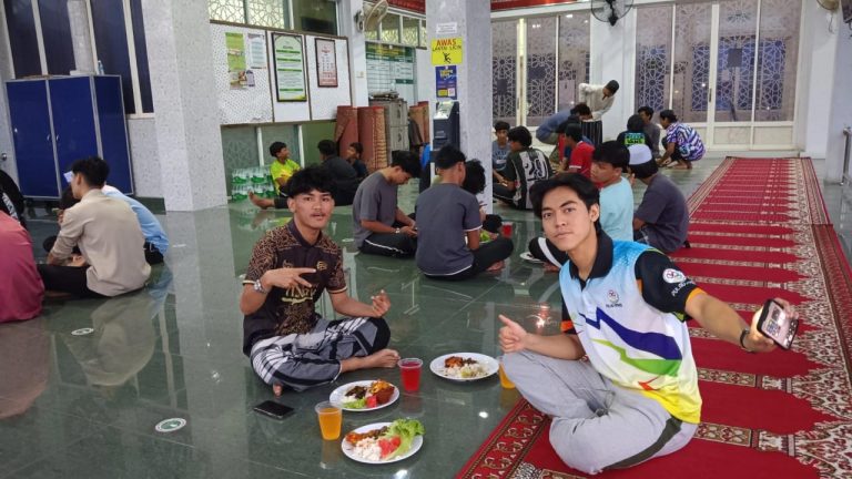 Cinta Dunia, Lupa Akhirat: Ancaman Gaya Hidup Materialistik
